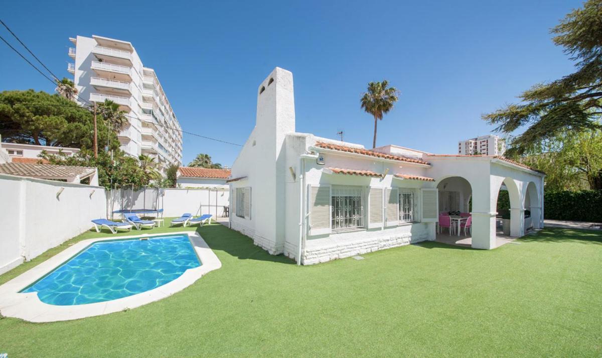 Вилла Vila Mar Камбрильс Экстерьер фото