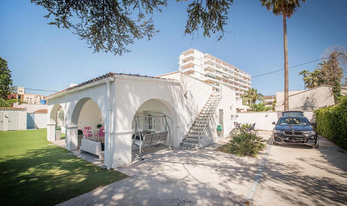 Вилла Vila Mar Камбрильс Экстерьер фото